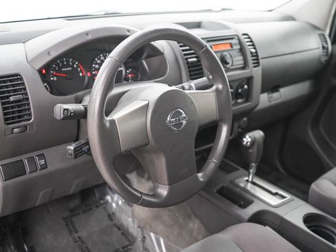 Used 2009 Nissan Frontier SE RWD image 15