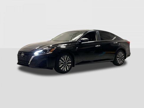 New 2026 Nissan Altima 2.5 SV FWD image 7