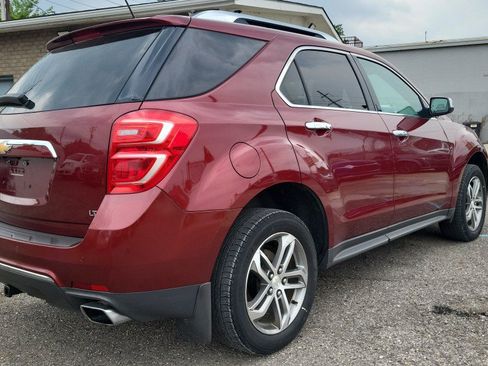 Used 2017 Chevrolet Equinox Premier w/ Enhanced Convenience Package AWD/4WD image 10