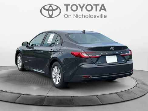 Used 2025 Toyota Camry LE image 4