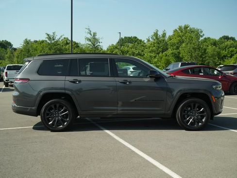 New 2026 Jeep Grand Cherokee L Limited AWD/4WD image 8