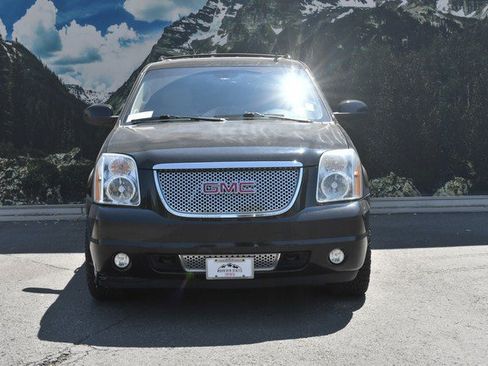 Used 2014 GMC Yukon XL Denali AWD/4WD image 5