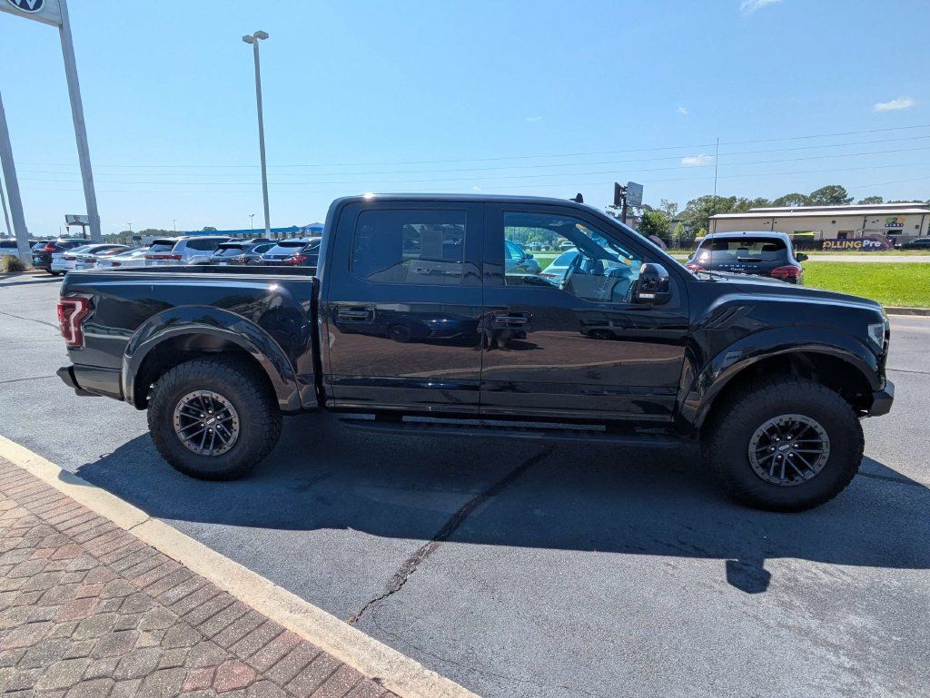 Used 2020 Ford F150 Raptor w/ Equipment Group 802A Luxury AWD/4WD image 4