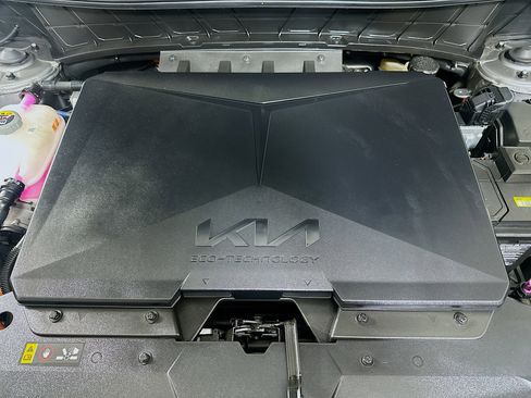 Used 2024 Kia Niro Wind FWD image 35