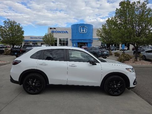 Used 2025 Honda HR-V Sport image 5