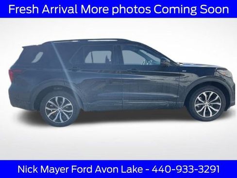 Used 2025 Ford Explorer ST-Line image 7