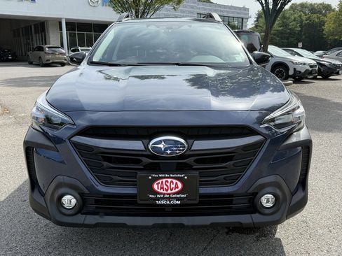 Certified 2023 Subaru Outback Premium image 3