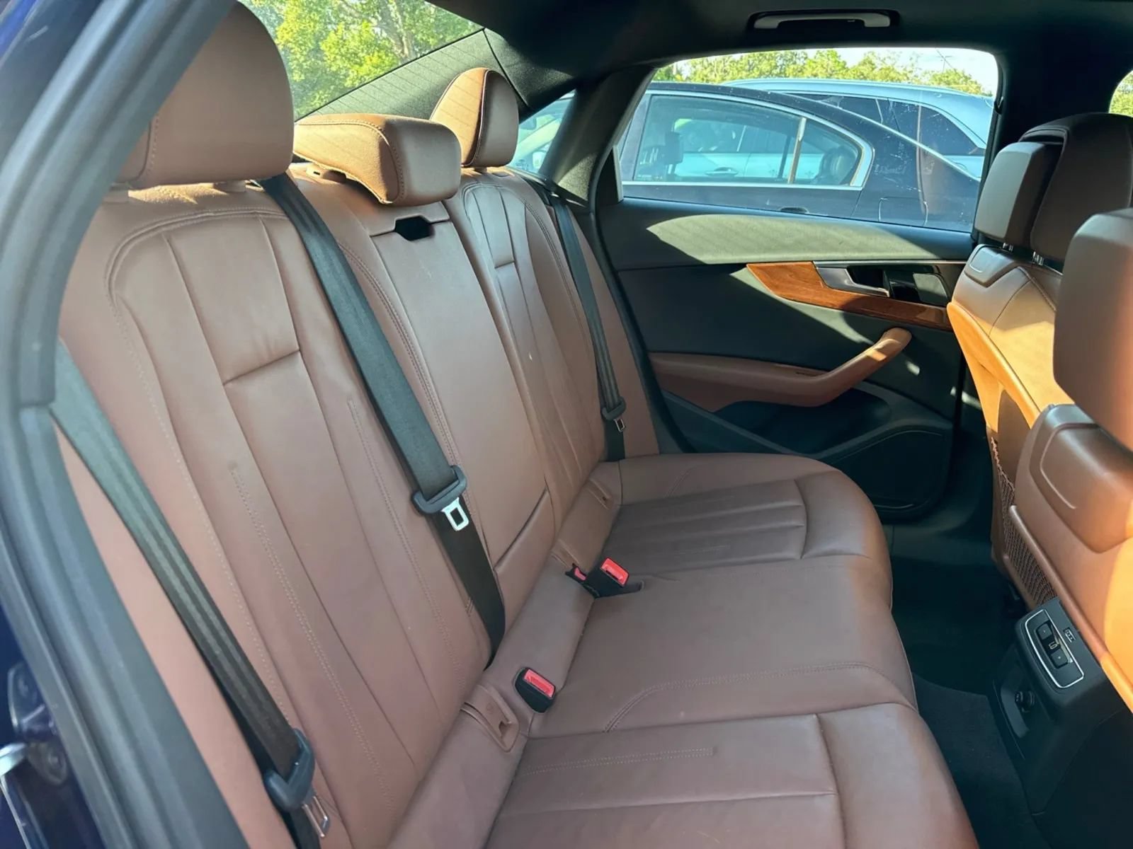 Used 2023 Audi A4 2.0T Premium w/ Convenience Package AWD/4WD image 14