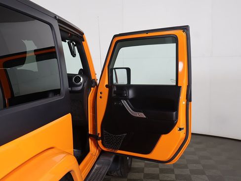 Used 2012 Jeep Wrangler Sahara w/ Dual Top Group AWD/4WD image 14