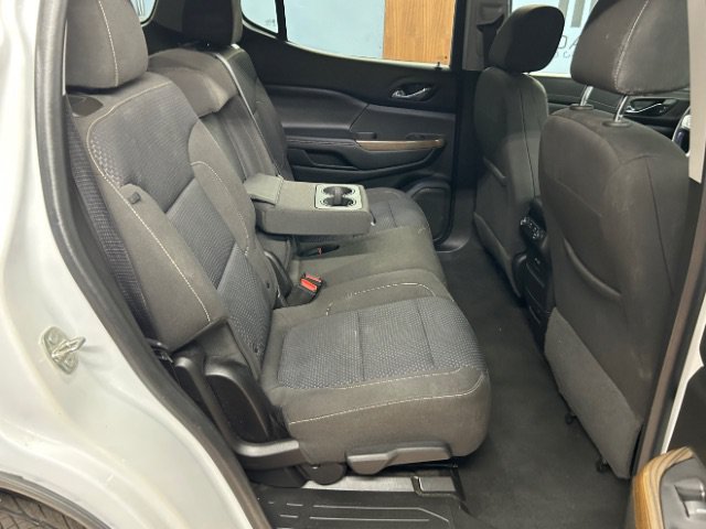 Used 2020 GMC Acadia SLE FWD image 10