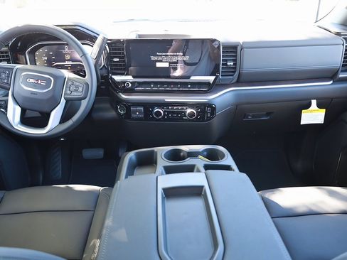 New 2026 GMC Sierra 3500 SLT image 19