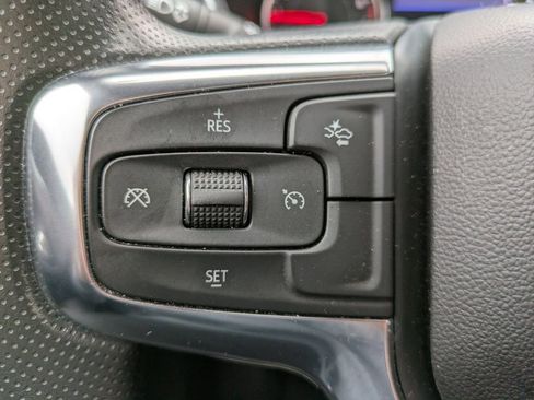 Used 2025 Chevrolet Blazer LT image 25