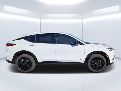 New 2026 Buick Envista Sport Touring w/ Convenience I Package image 2