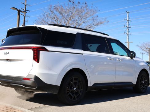 New 2026 Kia Carnival SX Prestige image 5