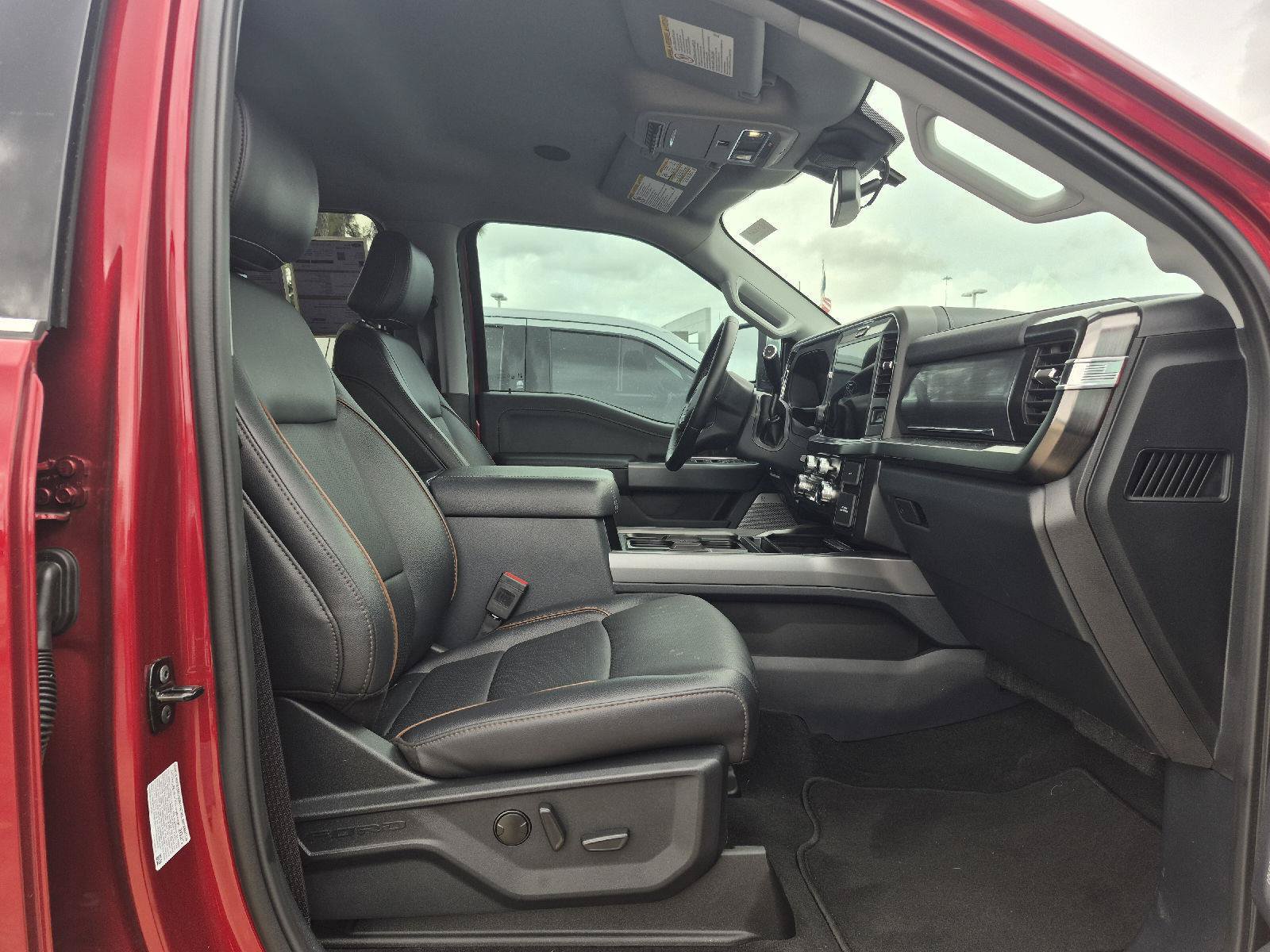 Used 2026 Ford F250 Lariat w/ Lariat Ultimate Package AWD/4WD image 10