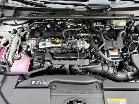 New 2026 Toyota Prius Plug-In Hybrid image 8