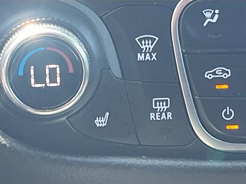 Used 2024 Chevrolet Equinox RS image 20