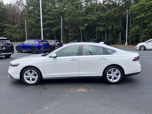 Used 2025 Honda Accord LX image 7