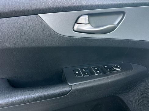 Used 2021 Kia Forte Sedan image 10