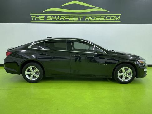 Used 2024 Chevrolet Malibu LT image 11