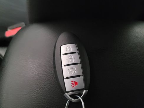 Used 2016 Nissan Sentra SV FWD image 32