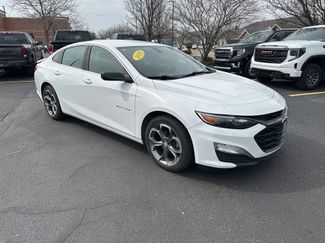 Used 2019 Chevrolet Malibu RS video 1