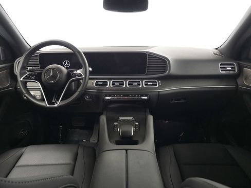 Used 2025 Mercedes-Benz GLE 450e 4MATIC image 27