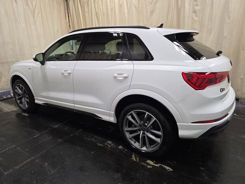 Certified 2025 Audi Q3 2.0T Premium w/ Convenience Package image 10
