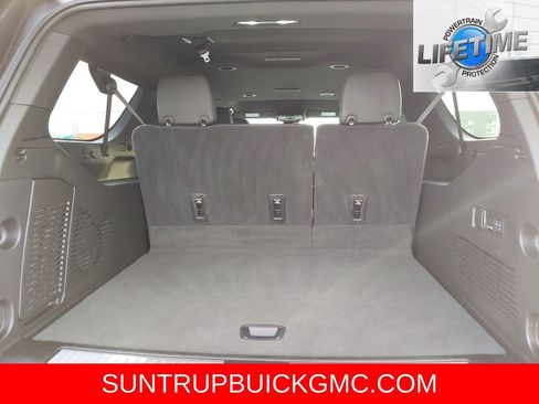 Used 2025 GMC Yukon XL Denali image 22