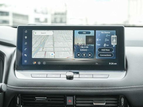 Used 2025 Nissan Rogue SL w/ Tech Package AWD/4WD image 15