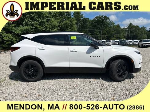 New 2026 Chevrolet Blazer LT w/ Sound & Technology Package AWD/4WD image 13