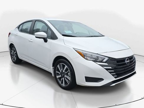 New 2025 Nissan Versa SV w/ Trunk Package image 2