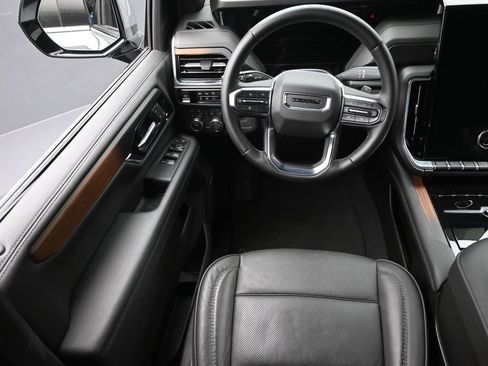 Certified 2025 GMC Yukon XL Denali image 14