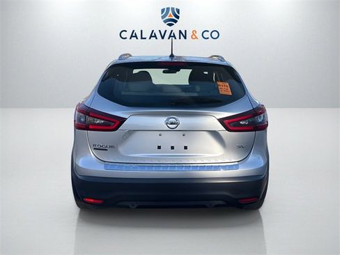 Used 2022 Nissan Rogue Sport SV image 6