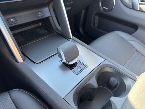 New 2025 Land Rover Discovery Sport S image 12