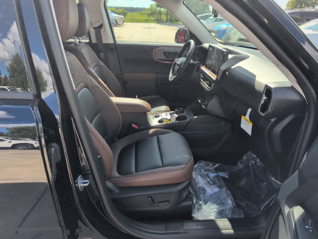 New 2026 Ford Bronco Sport Outer Banks w/ Outer Banks Tech Package+ AWD/4WD image 15