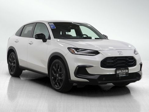 Used 2023 Honda HR-V Sport image 7