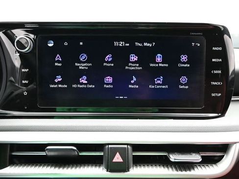 Used 2023 Kia K5 GT-Line AWD/4WD image 6