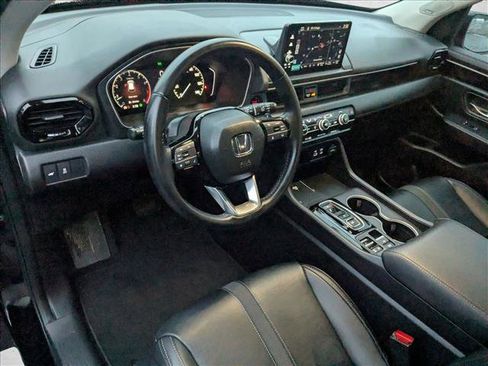 Used 2023 Honda Pilot Touring image 10