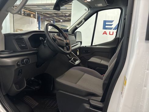 New 2026 Ford Transit 250 148 Medium Roof Extended AWD w/ Load Area Protection Package image 16