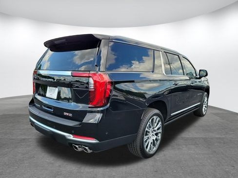 Used 2026 GMC Yukon XL Denali w/ Sun & Power Step Package RWD image 7