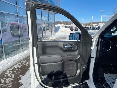 Used 2021 Chevrolet Silverado 1500 LTZ w/ LTZ Premium Package image 21