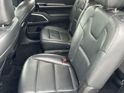 Used 2020 Kia Telluride S image 14
