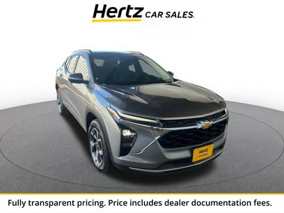 Used 2025 Chevrolet Trax LT