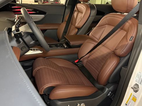 New 2026 Lincoln Nautilus Reserve AWD/4WD image 25