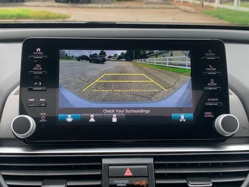 Used 2022 Honda Accord Sport image 19