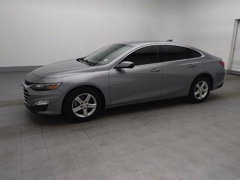Used 2024 Chevrolet Malibu LS w/ Driver Confidence Package FWD image 2