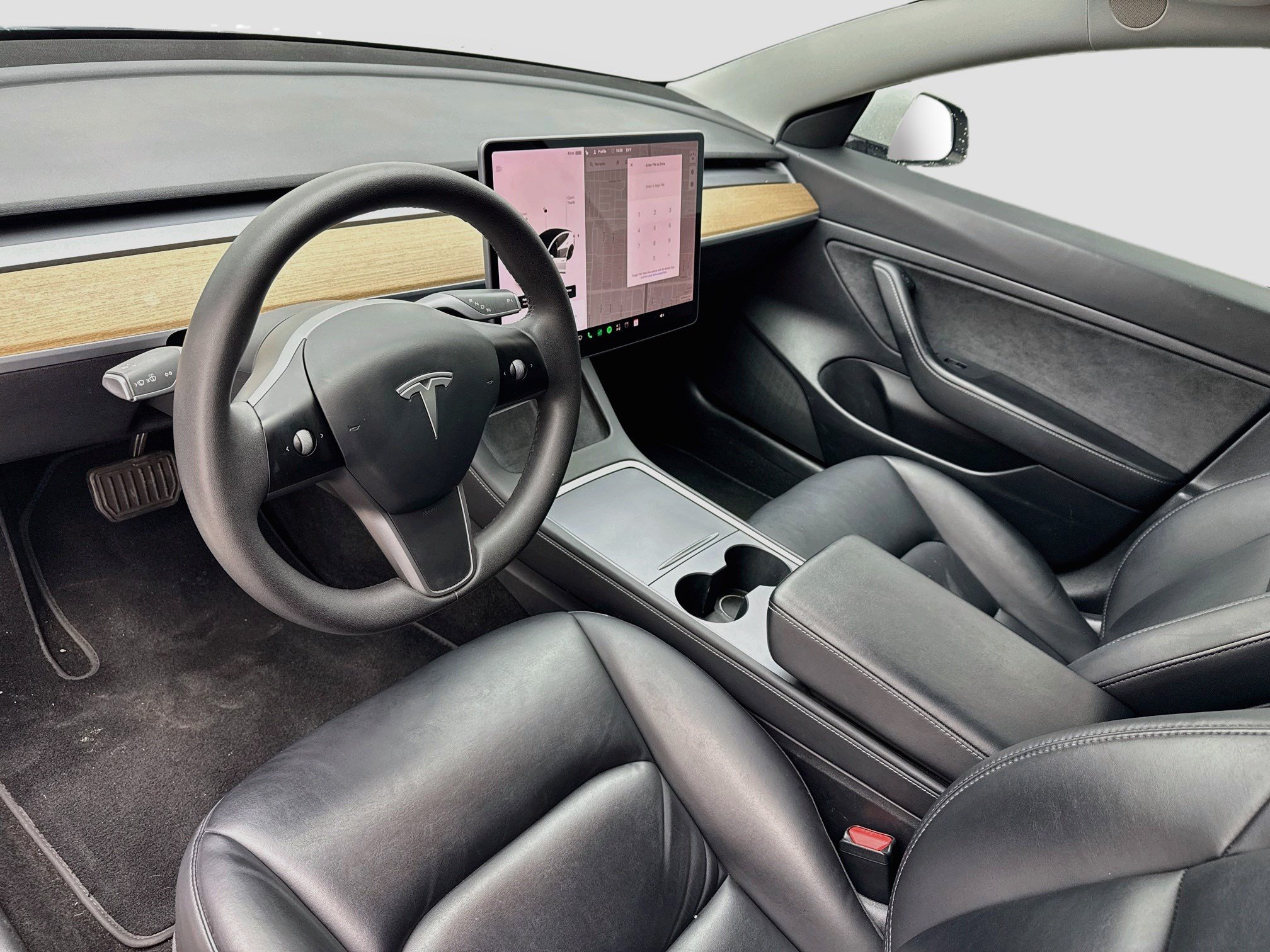 Used 2021 Tesla Model 3 Standard Range Plus RWD image 7