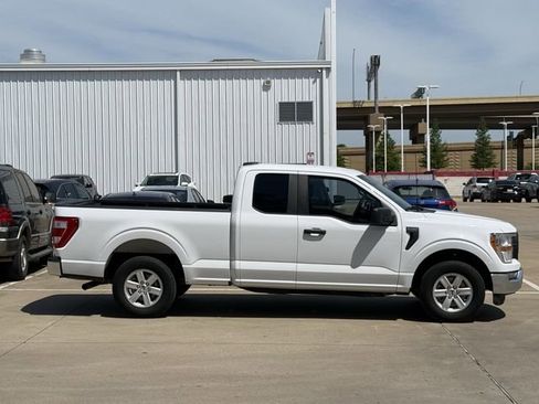 Used 2021 Ford F150 XL w/ Equipment Group 101A High RWD image 3
