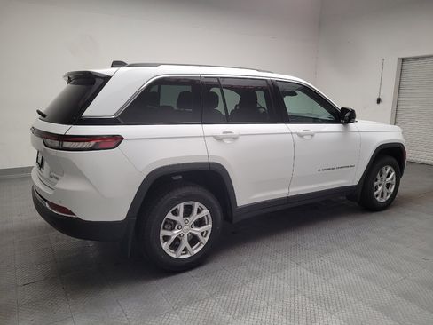 Used 2023 Jeep Grand Cherokee Limited w/ MOPAR Finishing Package AWD/4WD image 10